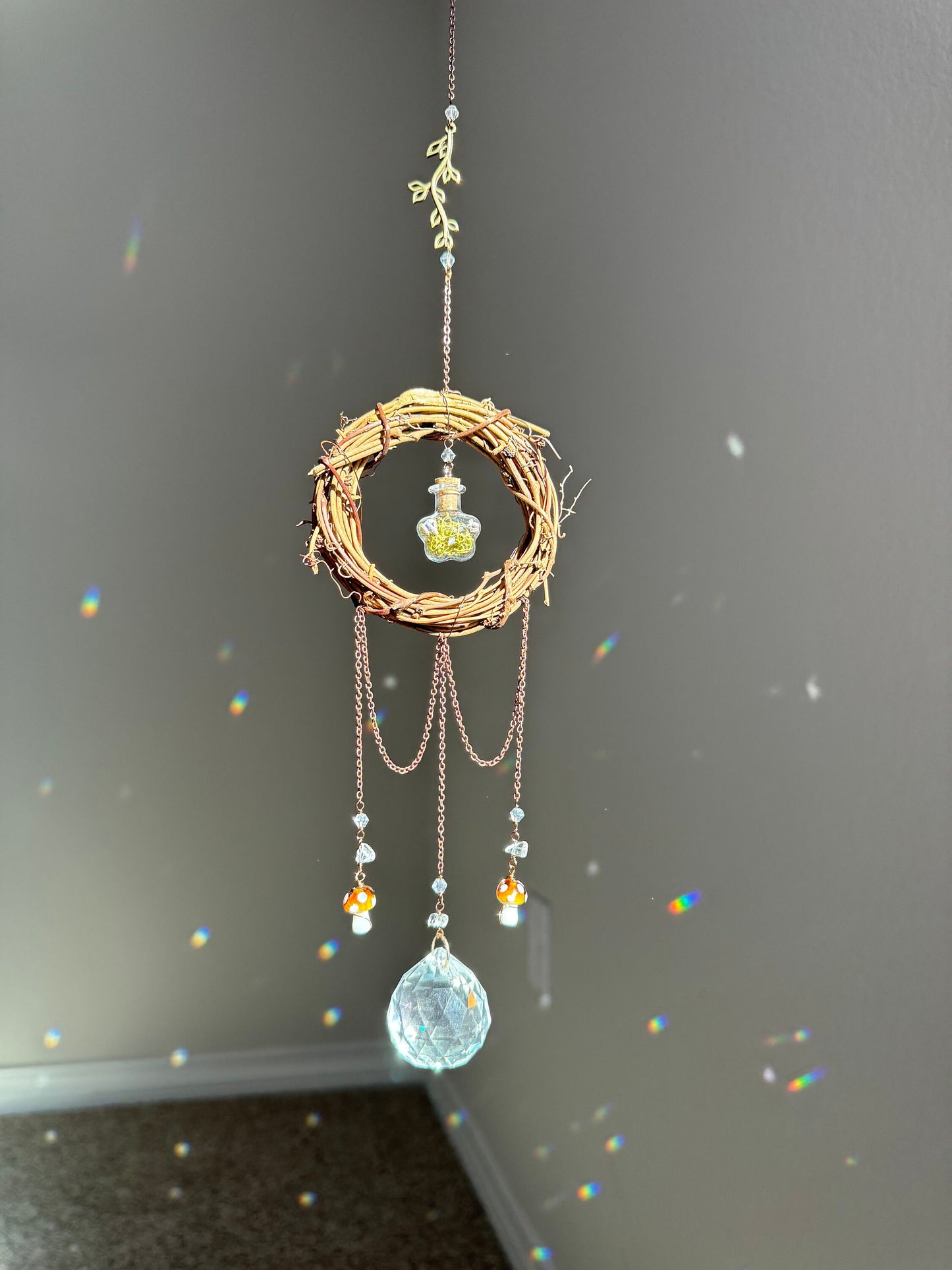 Suncatcher, mushroom light catcher, mushroom dreamcatcher, rainbow reflective home decor, handmade unique gift, boho prism suncatcher