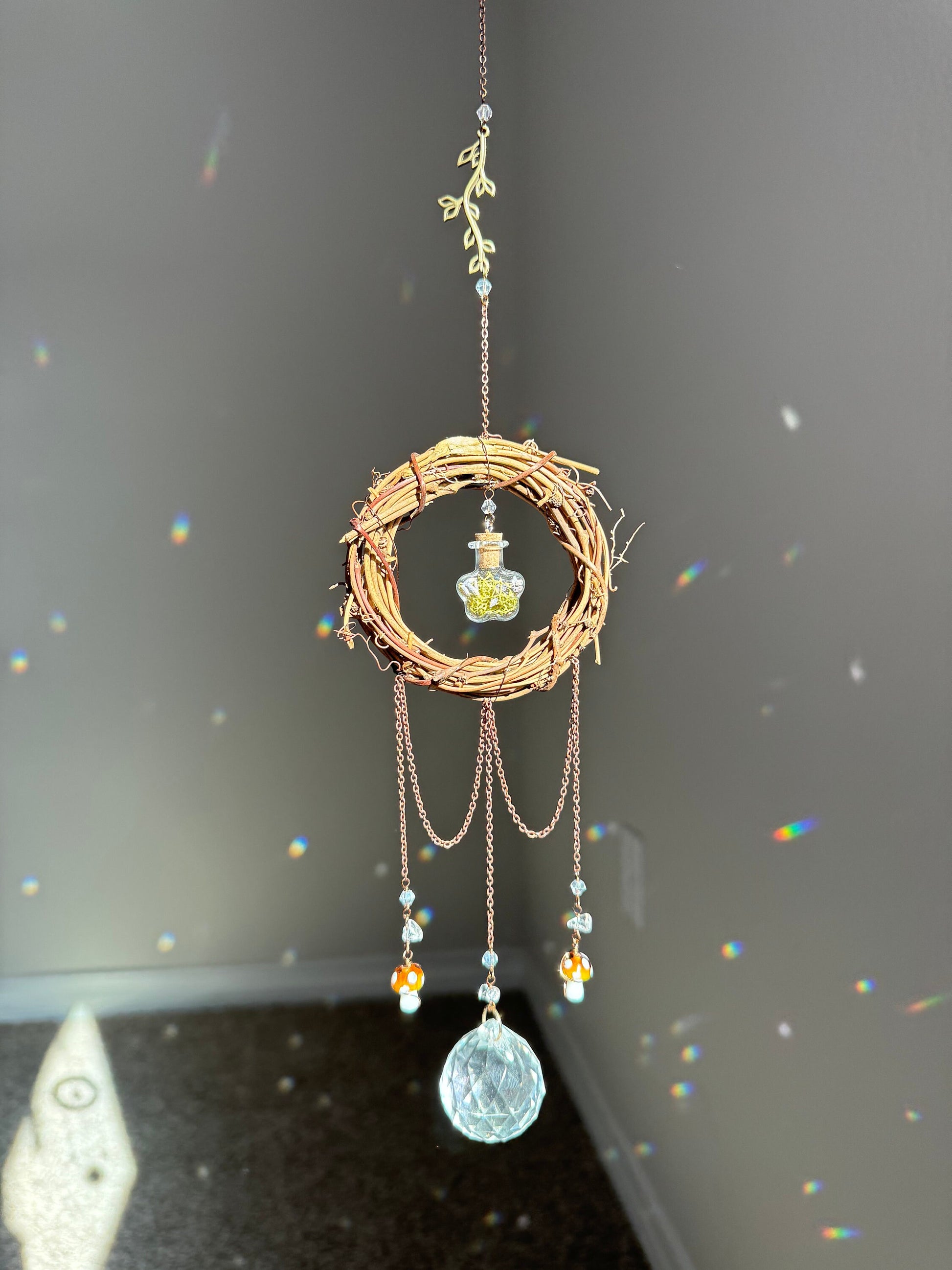 Suncatcher, mushroom light catcher, mushroom dreamcatcher, rainbow reflective home decor, handmade unique gift, boho prism suncatcher