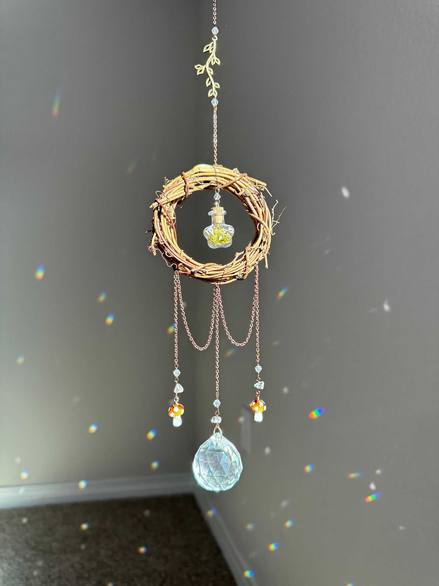 Suncatcher, mushroom light catcher, mushroom dreamcatcher, rainbow reflective home decor, handmade unique gift, boho prism suncatcher