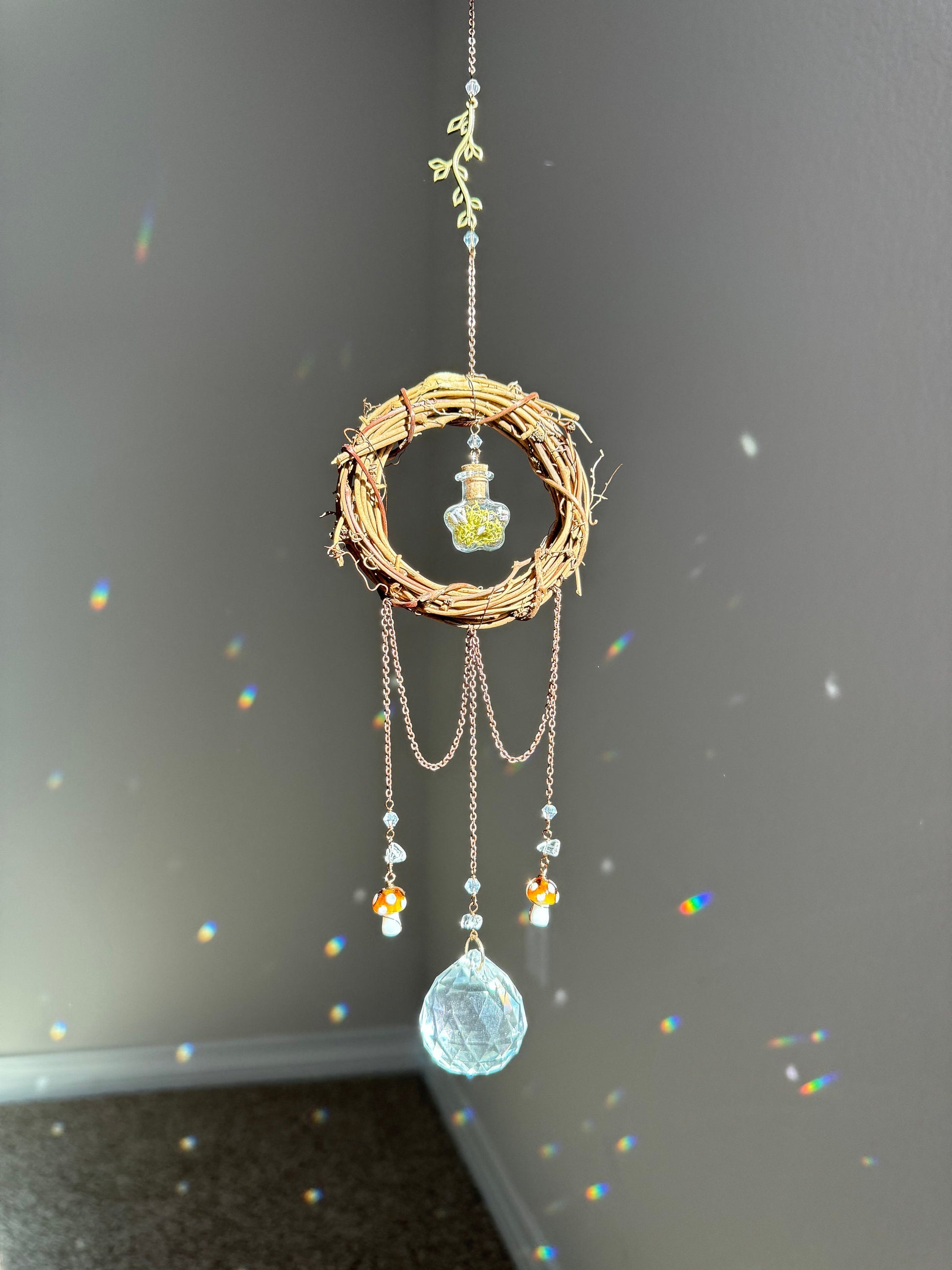 Suncatcher, mushroom light catcher, mushroom dreamcatcher, rainbow reflective home decor, handmade unique gift, boho prism suncatcher
