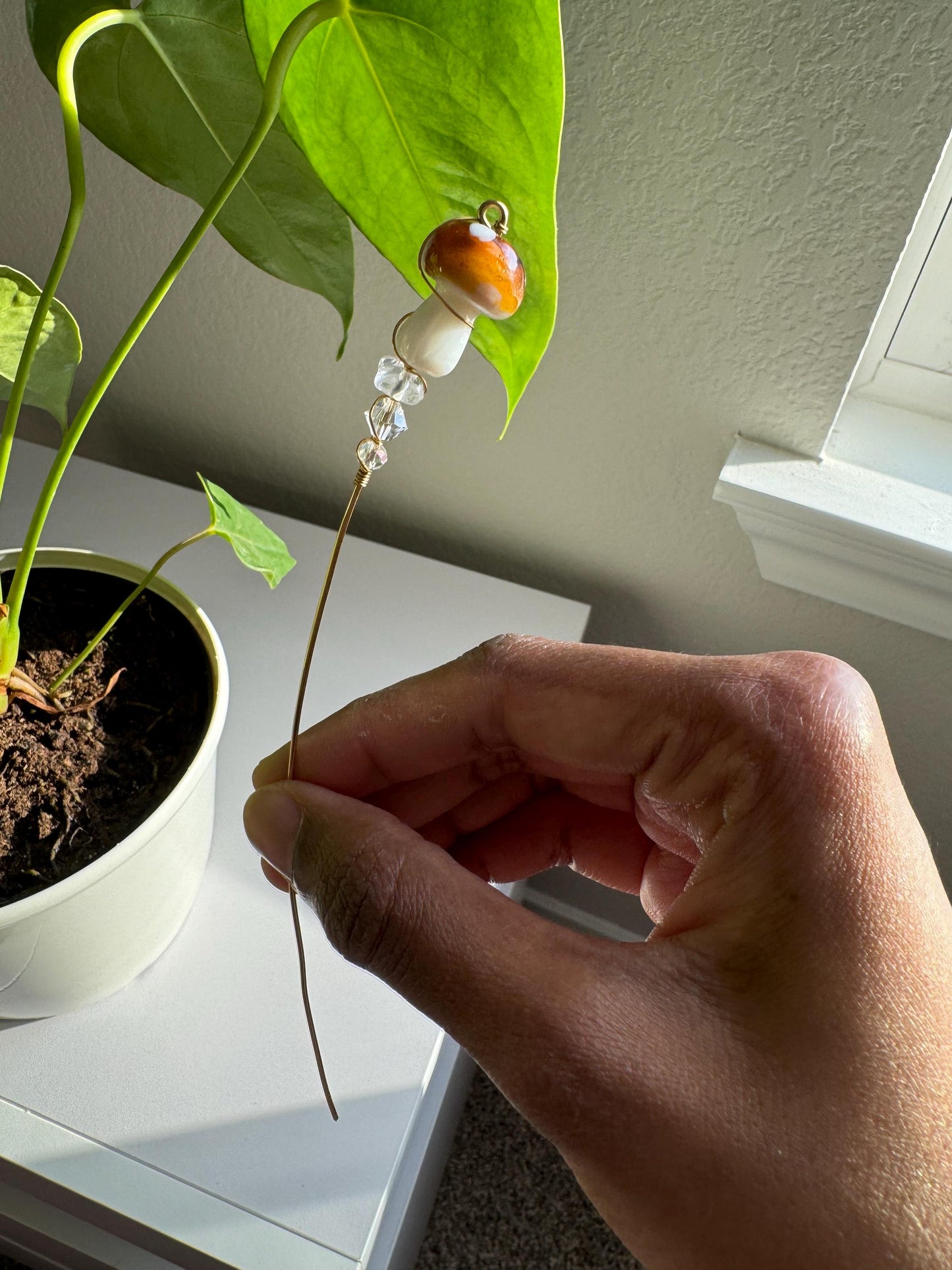 Whimsical Glass Mushroom Plant Stake – Handmade Fairy Garden Accessory for Indoor Plants